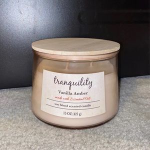 Tranquility Candle Vanilla Amber